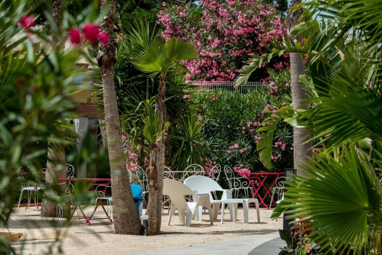 Aparthotel Agathea 2*